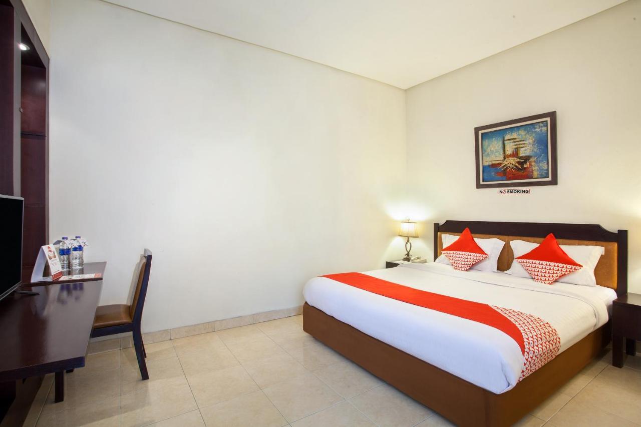 ג'קרטה Oyo 108 Hotel Surya מראה חיצוני תמונה