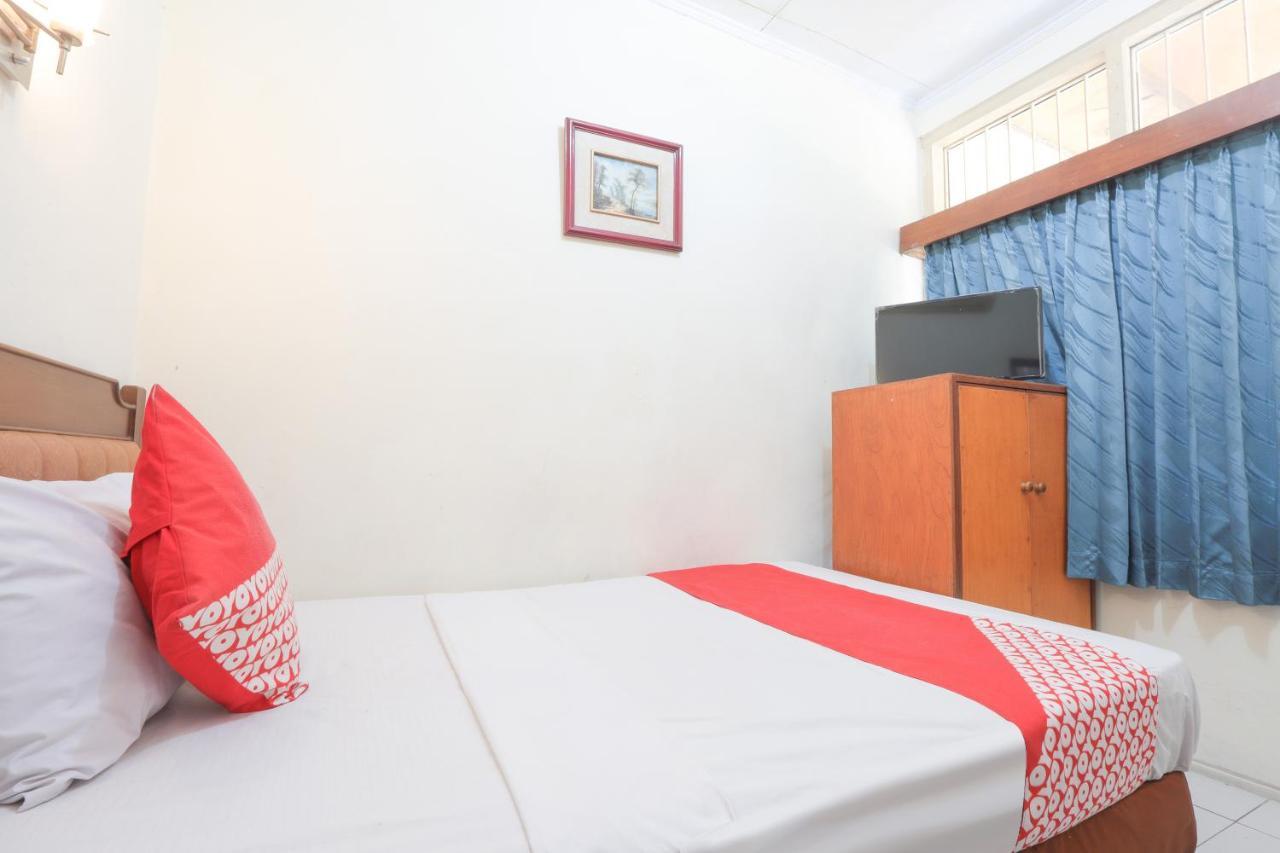 ג'קרטה Oyo 108 Hotel Surya מראה חיצוני תמונה